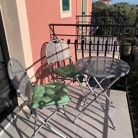Moulinos Apartamento