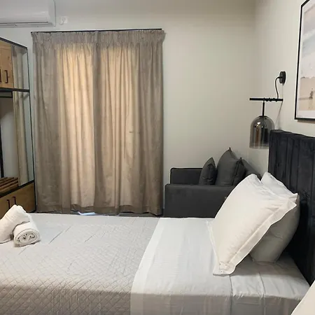 Moulinos Apartment Svoronata