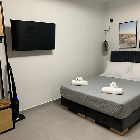 Apartment Moulinos *