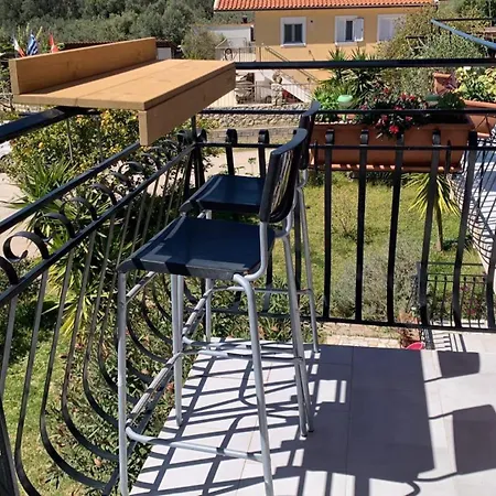 Moulinos Lejlighed *